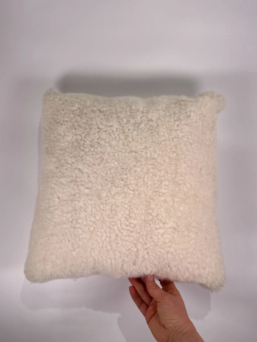 Natures Collection Throw Pillow New Zealand Sheepskin Cream 18x18
